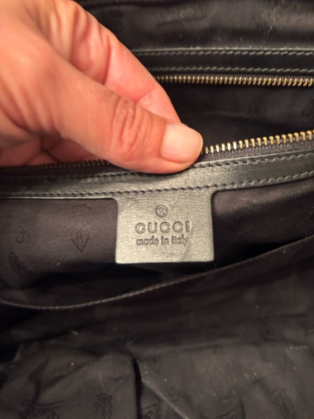 Gucci Tom Ford 1973 Weekender Bag, Black Suede - Picture 4 of 6